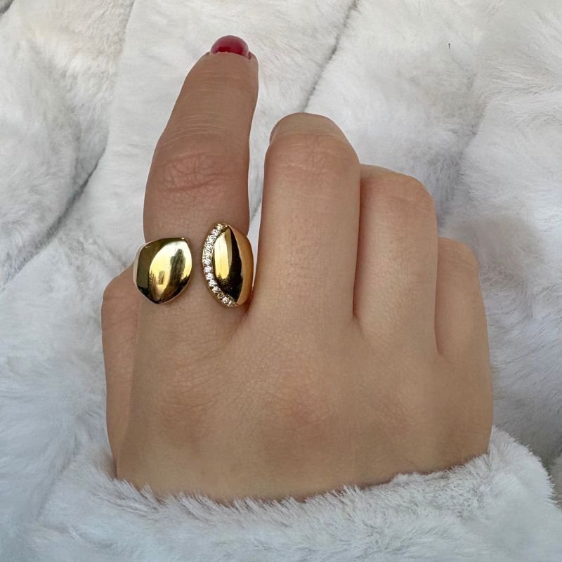 Anel Regulável Liso em Duas Partes com Filete Cravejado Folheado a Ouro 18k