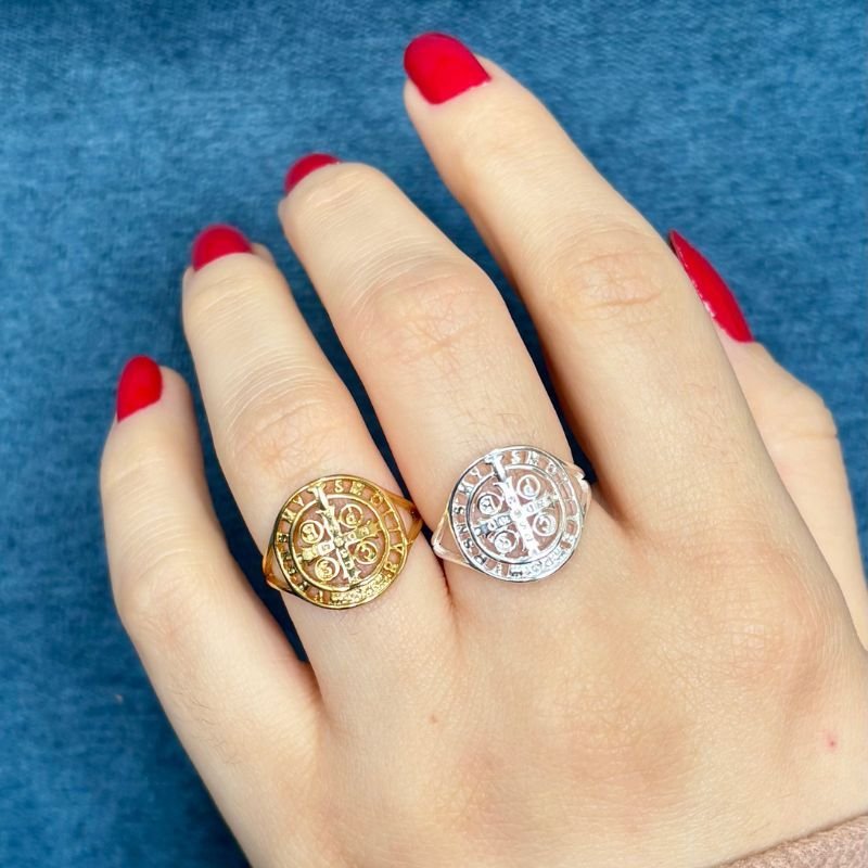 Anel São Bento Folheado a Ouro 18k