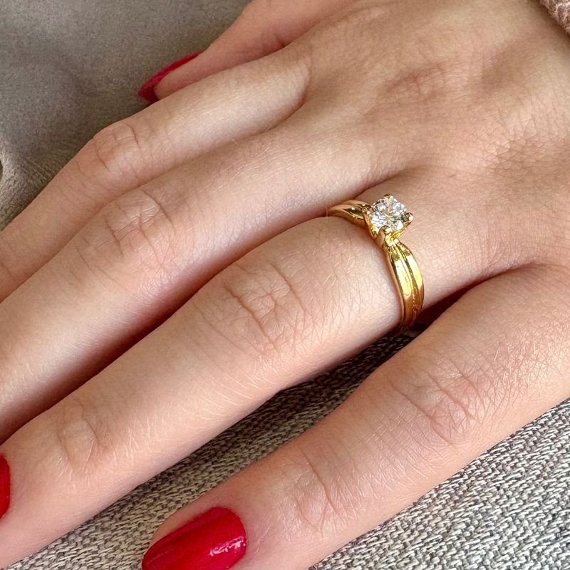 Anel Solitário Alto Folheado a Ouro 18k