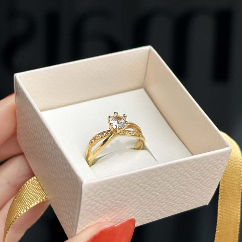 Anel Solitário com Infinito Folheado a Ouro 18k