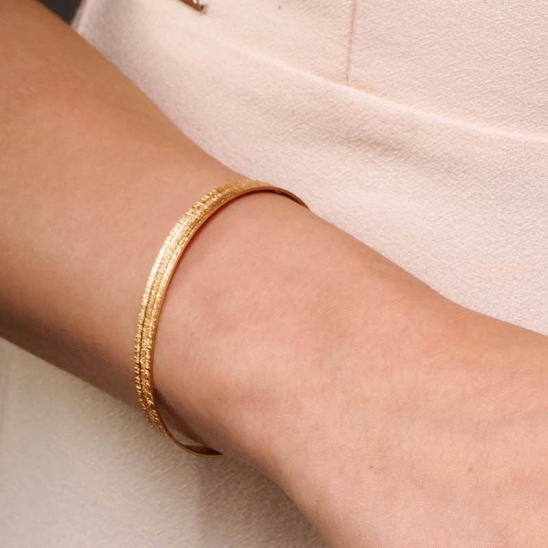 Bracelete Ajustável com Design Fosco Folheado a Ouro 18k