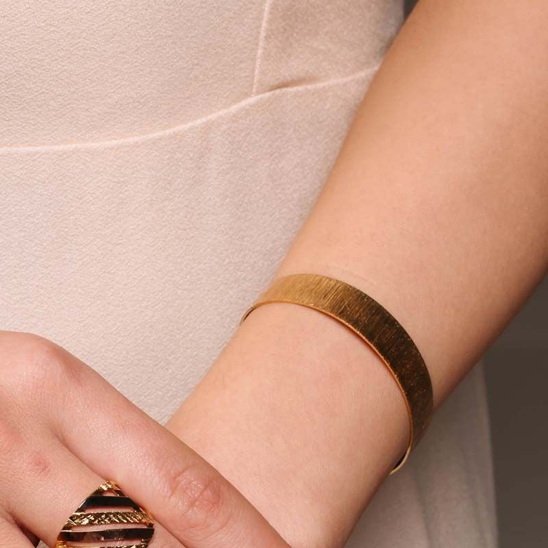 Bracelete Ajustável Design Riscado Folheado a Ouro 18k