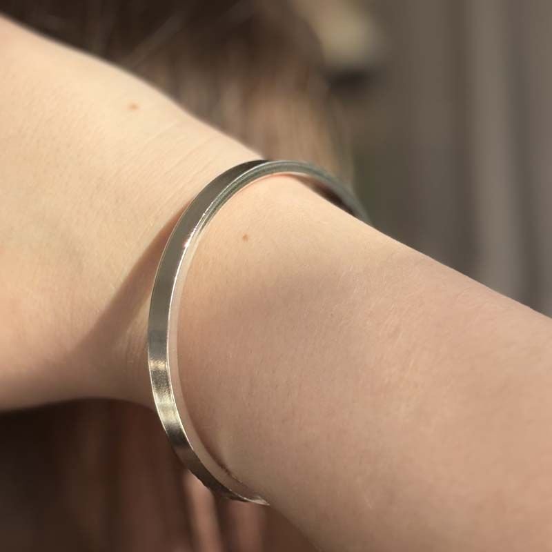 Bracelete Liso de Perfil Reto Folheado a Prata 925