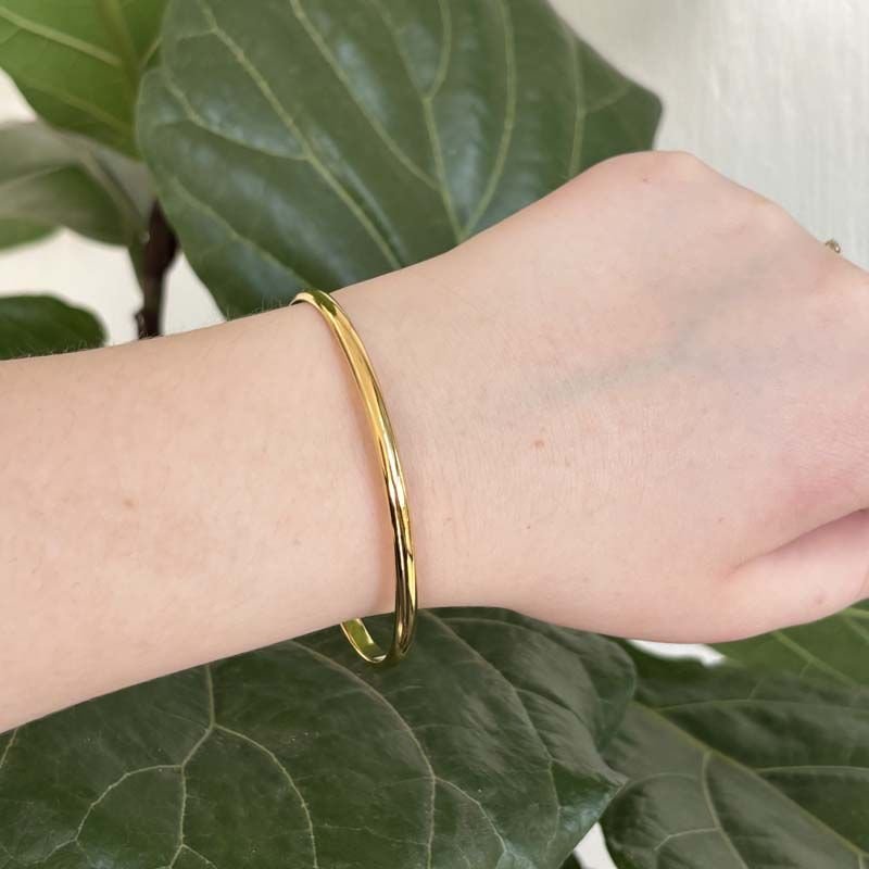 Bracelete Liso Sofisticado Folheado a Ouro 18k