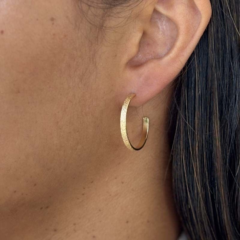 Brinco de Argola Fosca 2,5cm Folheado a Ouro 18k
