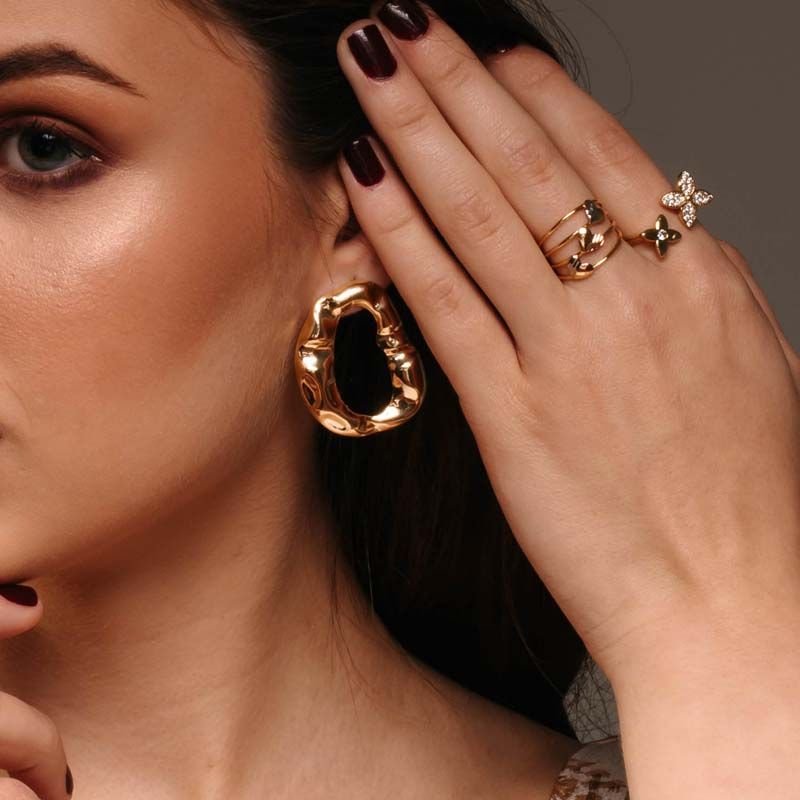 Brinco Orgânico Modelado Folheado a Ouro 18k