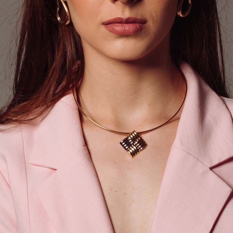 Choker Aro com Pingente Três Cores Folheada a Ouro 18k