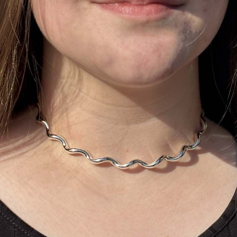Choker Aro Ondulada Folheada a Prata 925