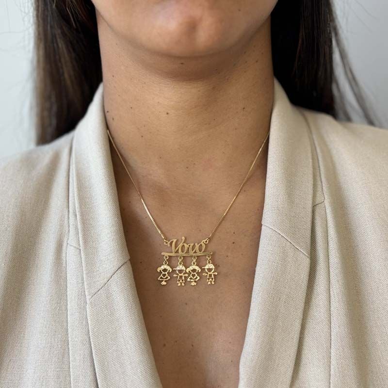 Colar da Vovó Personalizado com Quatro Netos(as) Folheado a Ouro 18k