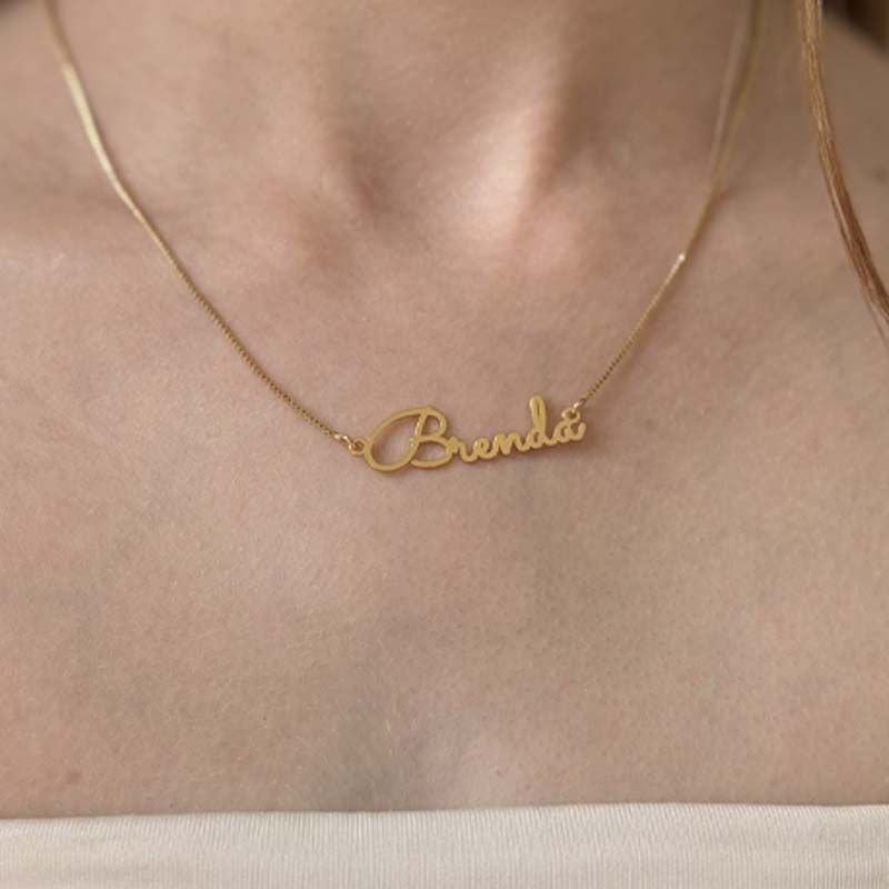 Colar Personalizado com Nome Fonte Fina e Delicada Folheado a Ouro 18k