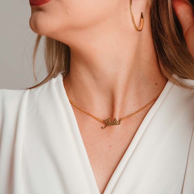 Colar Personalizado com Nome Fonte Itálica Corrente Portuguesa Folheado a Ouro 18k