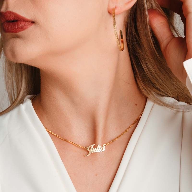 Colar Personalizado com Nome Fonte Itálica Corrente Portuguesa Folheado a Ouro 18k