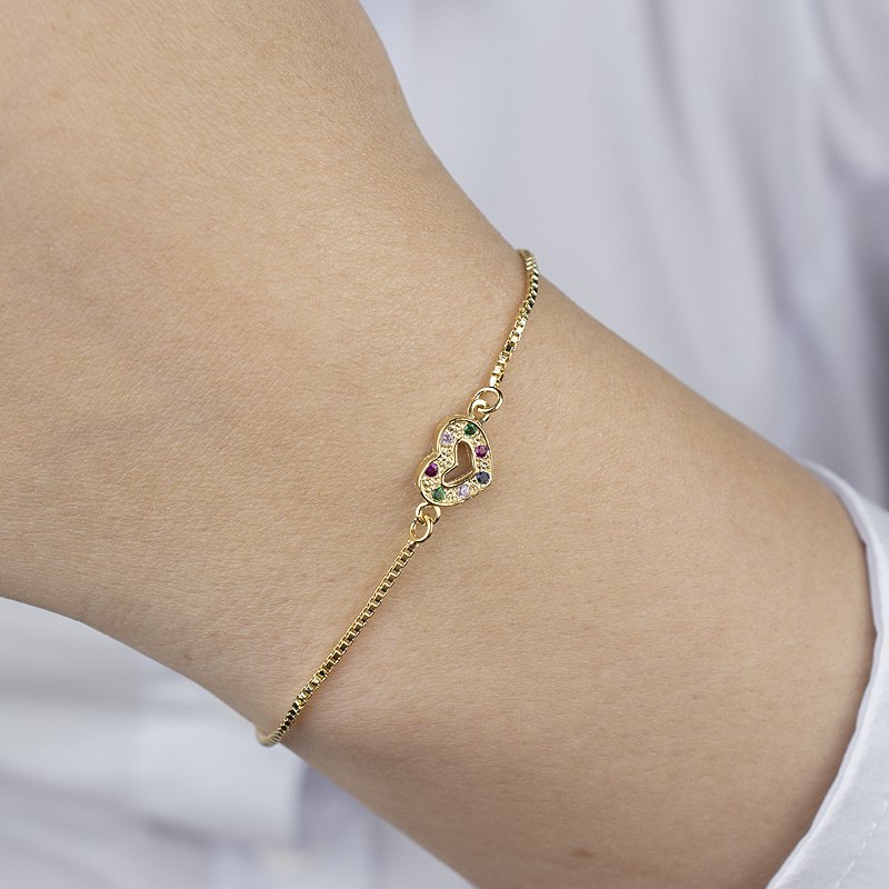 Pulseira Cravejada Coração multicolor Folheada a Ouro 18k