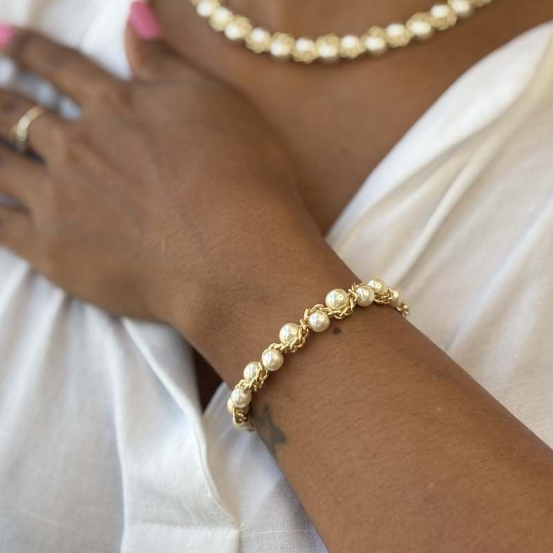 Pulseira de Pérolas com Corrente Trançada Folheada a Ouro 18k
