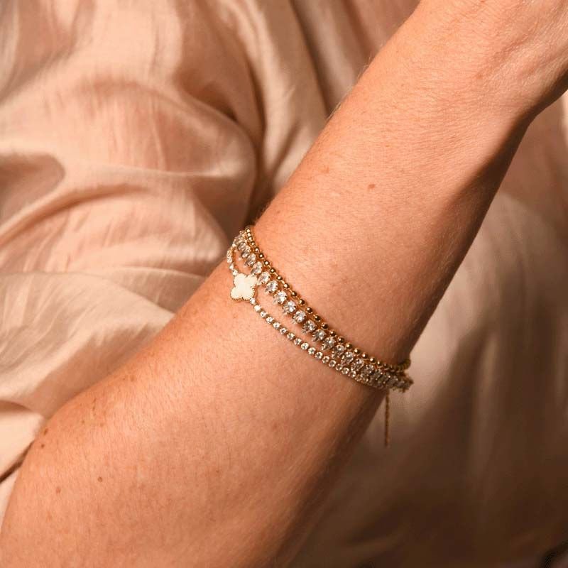 Pulseira de Zircônias com Trevo Perolado Folheada a Ouro 18k