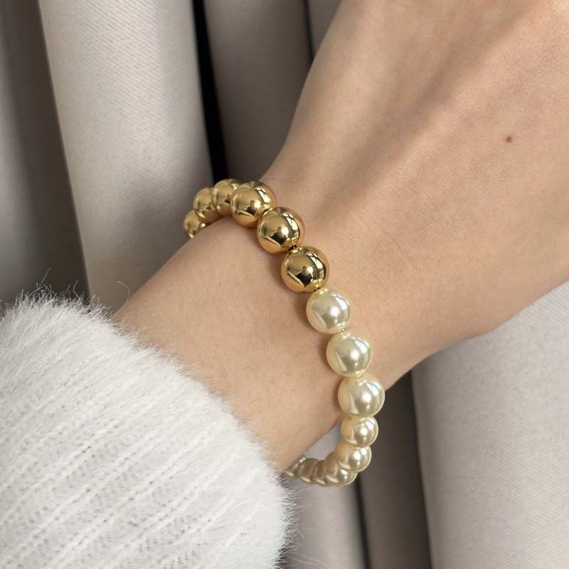 Pulseira Pérolas e Esferas Folheada a Ouro 18k